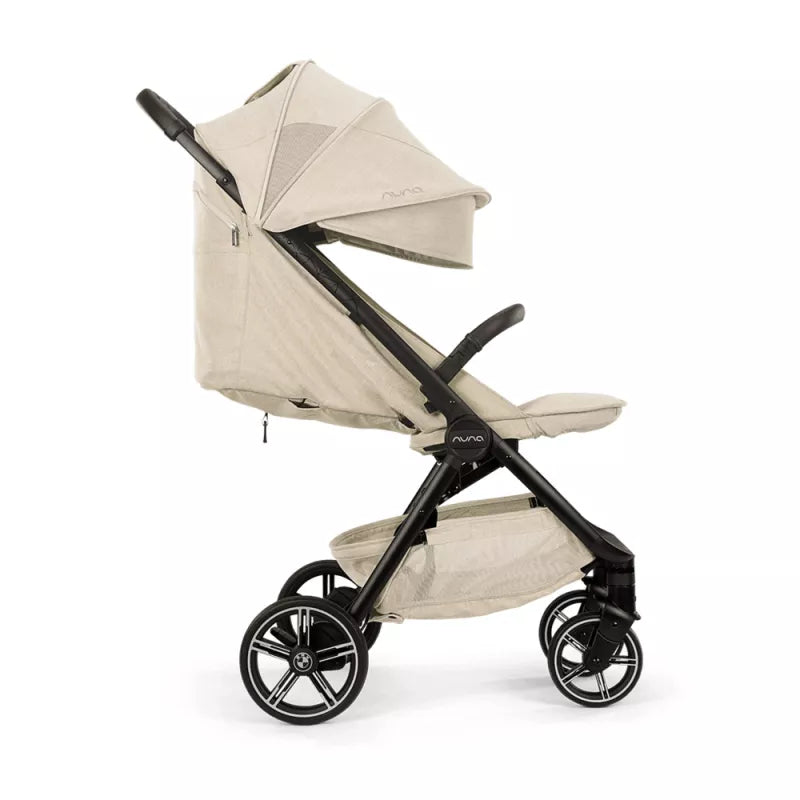 NUNA SILLA DE PASEO TRIV NEXT COLECCIÓN BMW